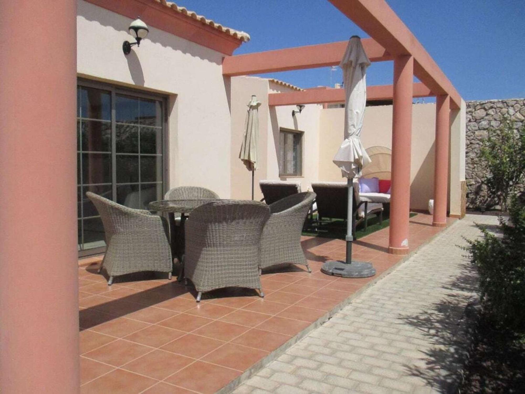 Villa Romeo Comfortable Holiday Residence Коста Калма Екстериор снимка